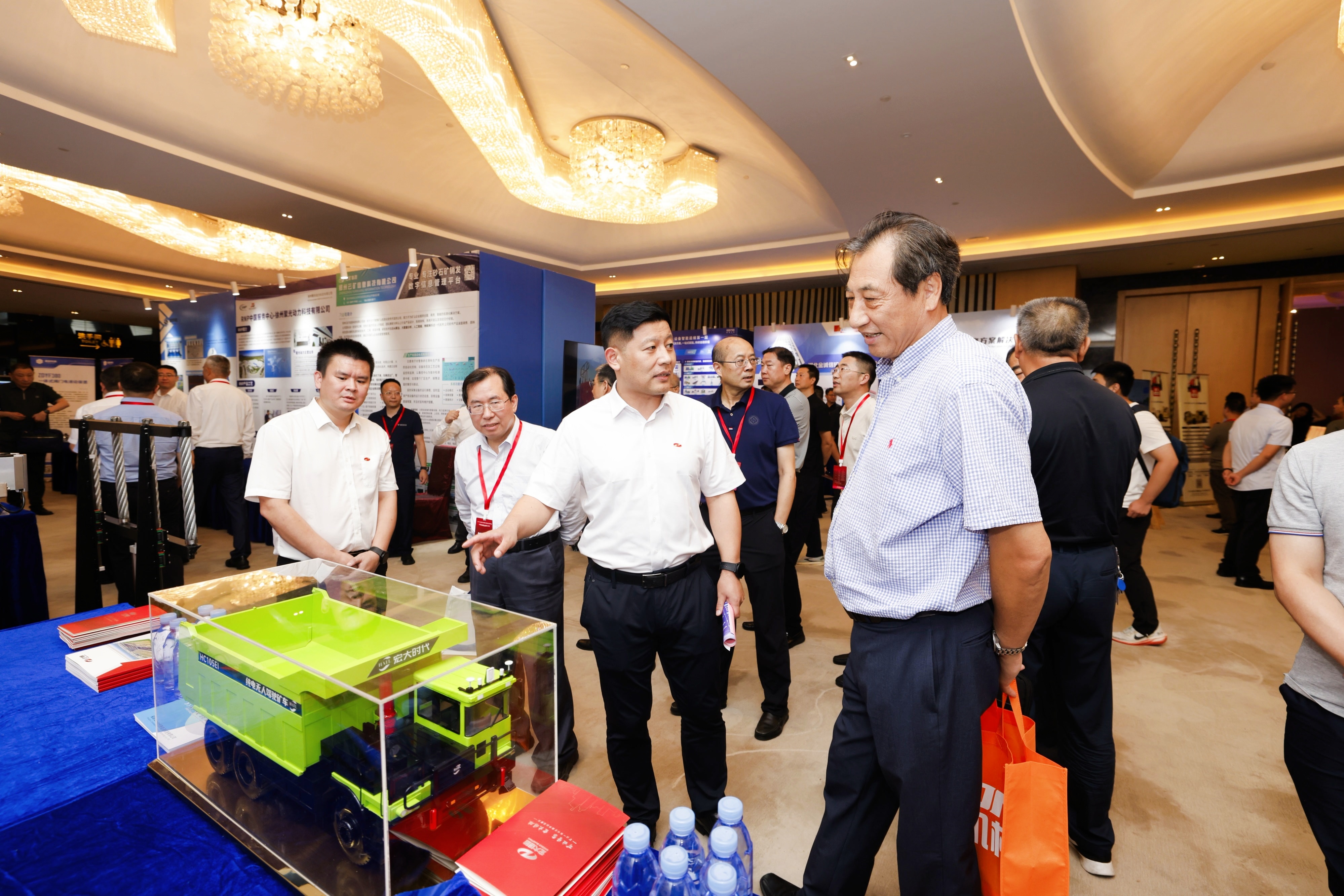 1755222068244850.jpg 237867b68a5a38c8d12c66db74b3ed81.jpg